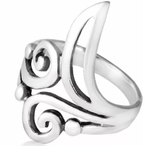 925 Sterling Silver Swirl Crescent Moon Ring size7 - Picture 1 of 3